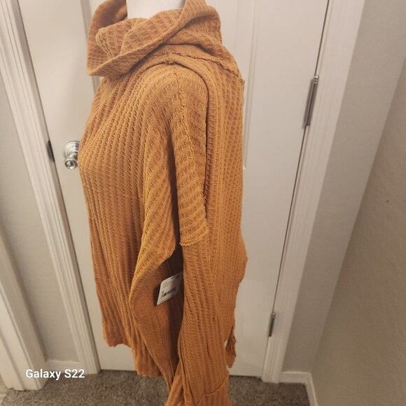 Free People Pumkin Orange Sweater. NWT. SIze Small. - Picture 5 of 11